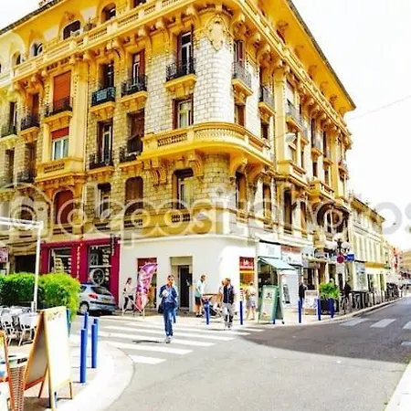 Appartement Atypique Calme, Quartier Vip, 50m Nice