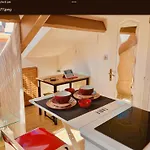Apartment Atypique Calme, Quartier Vip, 50m *