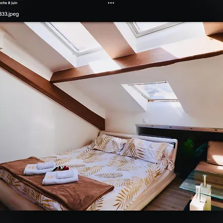 Atypique Calme, Quartier Vip, 50m アパート