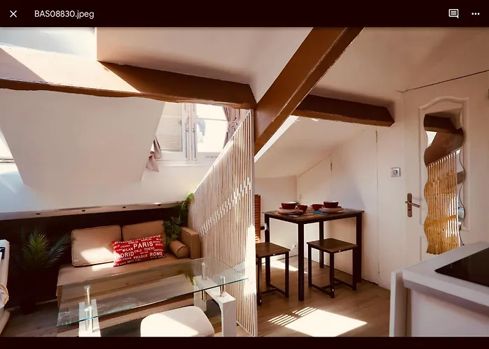 Atypique Calme, Quartier Vip, 50m Apartmán *